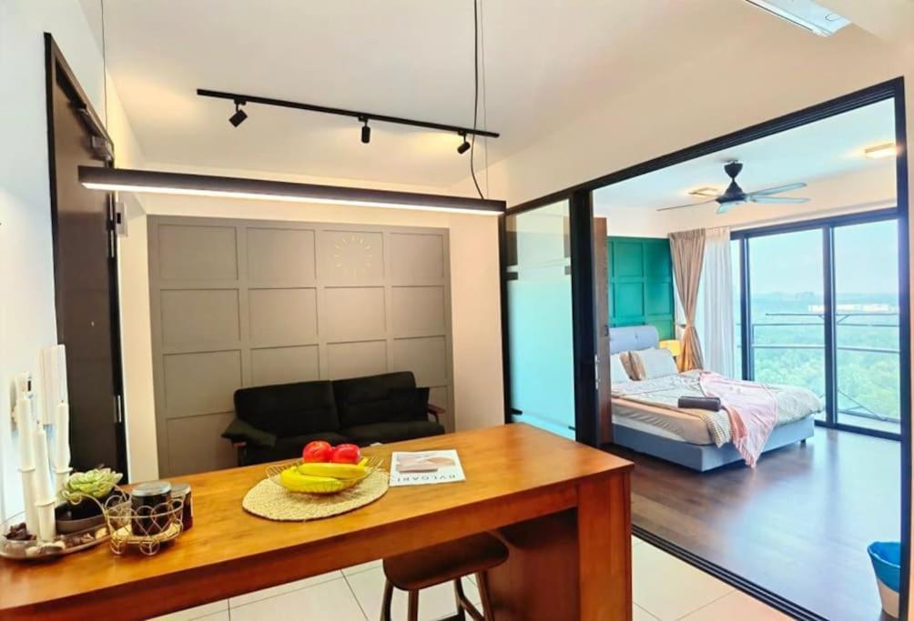 C1108 Almas Muji Studio100mbpsnetflix Apartment *
